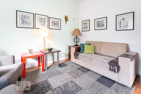 Casa à venda com 451m², 4 quartos e 5 vagasQuarto da Edícula