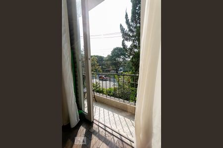 Casa à venda com 451m², 4 quartos e 5 vagasVaranda da Suite 3