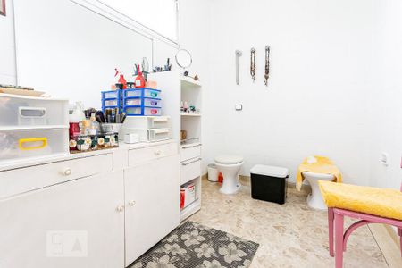 Casa à venda com 451m², 4 quartos e 5 vagasBanheiro da Suite 3