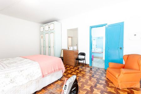 Casa à venda com 451m², 4 quartos e 5 vagasSuite 2