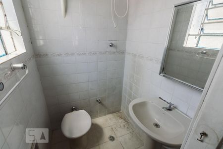 Casa à venda com 250m², 6 quartos e 11 vagasBanheiro da Suíte 4
