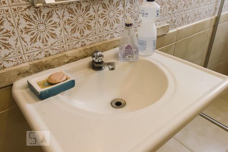 Casa à venda com 250m², 6 quartos e 11 vagasBanheiro 1 Pia