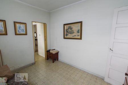 Casa à venda com 250m², 6 quartos e 11 vagasQuarto 2