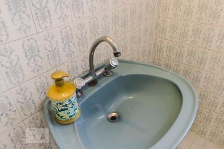 Casa à venda com 250m², 6 quartos e 11 vagasBanheiro 2 Pia