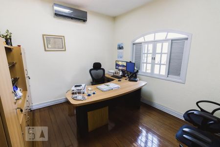 Casa à venda com 250m², 6 quartos e 11 vagasQuarto 5