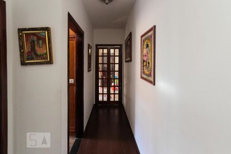 corredor dos Quartos de casa à venda com 3 quartos, 129m² em Jardim Piqueroby, São Paulo