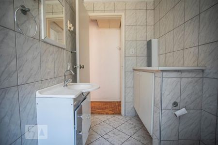 Apartamento para alugar com 54m², 2 quartos e sem vaga Apartamento para alugar com 54m², 2 quartos e sem vagaBanheiro