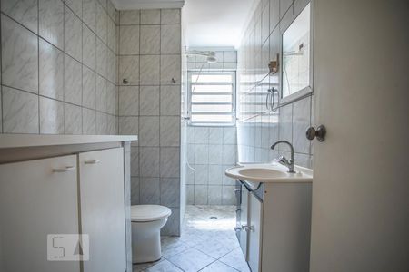 Apartamento para alugar com 54m², 2 quartos e sem vaga Apartamento para alugar com 54m², 2 quartos e sem vagaBanheiro