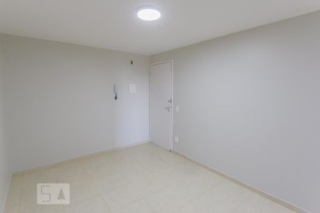 Apartamento à venda com 37m², 1 quarto e sem vaga Apartamento à venda com 37m², 1 quarto e sem vagaSala