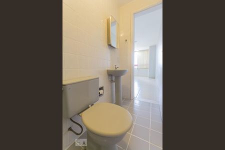 Apartamento à venda com 37m², 1 quarto e sem vaga Apartamento à venda com 37m², 1 quarto e sem vagaBanheiro