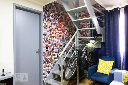 Sala de apartamento para alugar com 4 quartos, 116m² em Vila Carmosina, São Paulo