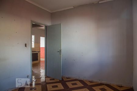 Quarto 1 de casa para alugar com 2 quartos, 50m² em Jardim Antartica, Ribeirão Preto
