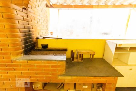 Casa à venda com 330m², 5 quartos e 2 vagasChurrasqueira