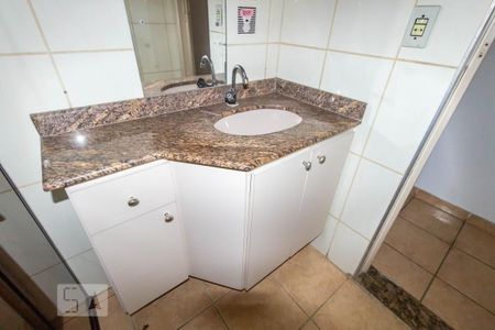 Casa à venda com 330m², 5 quartos e 2 vagasBanheiro do Quarto 4