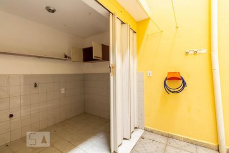 Casa à venda com 330m², 5 quartos e 2 vagasÁrea de Serviço