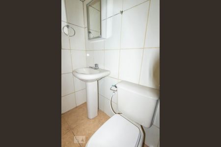 Casa à venda com 330m², 5 quartos e 2 vagasBanheiro 2