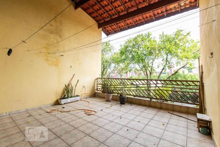 Casa à venda com 330m², 5 quartos e 2 vagasVaranda