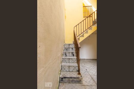 Casa à venda com 330m², 5 quartos e 2 vagasEscada