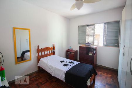 Quarto 1 de casa à venda com 2 quartos, 69m² em Vila Carmosina, São Paulo