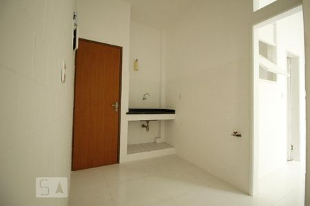 Apartamento para alugar com 85m², 2 quartos e 1 vagaCozinha