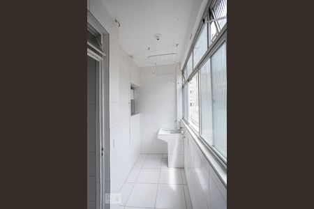 Apartamento para alugar com 70m², 2 quartos e 1 vaga Apartamento para alugar com 70m², 2 quartos e 1 vagaÁrea de serviço