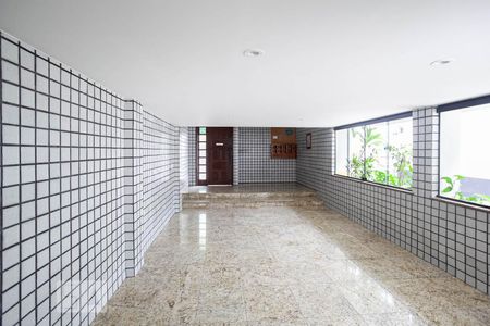 Apartamento para alugar com 70m², 2 quartos e 1 vaga Apartamento para alugar com 70m², 2 quartos e 1 vagaHall de entrada