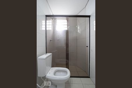 Apartamento para alugar com 70m², 2 quartos e 1 vaga Apartamento para alugar com 70m², 2 quartos e 1 vagaBanheiro social