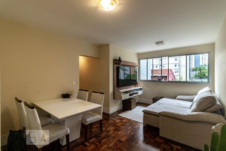 Apartamento para alugar com 2 quartos, 72m² em Moema, São Paulo