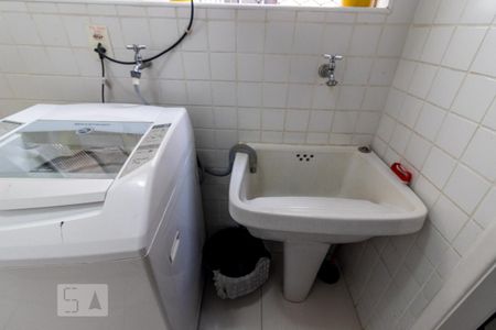 Área de serviço de apartamento para alugar com 2 quartos, 72m² em Moema, São Paulo
