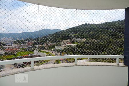 Sala - Vista de apartamento para alugar com 3 quartos, 130m² em Córrego Grande, Florianópolis