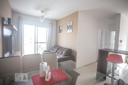 Sala de estar de apartamento à venda com 2 quartos, 52m² em Taboão, São Bernardo do Campo