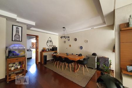 Sala de casa à venda com 3 quartos, 160m² em Jardim da Glória, São Paulo