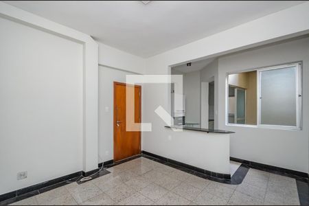 Sala de apartamento para alugar com 1 quarto, 60m² em Centro, Belo Horizonte
