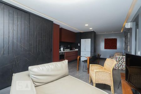 Apartamento à venda com 64m², 2 quartos e 1 vagaCozinha e Área de Serviço