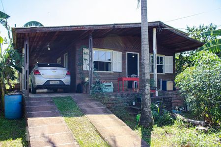 Casa à venda com 1000m², 3 quartos e 3 vagasFachada