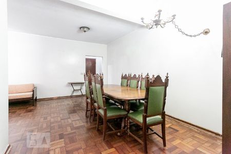 Apartamento à venda com 94m², 2 quartos e 1 vagaSala