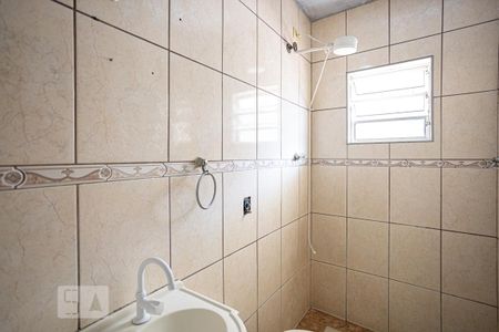 Banheiro de casa para alugar com 1 quarto, 100m² em Conceição, Osasco