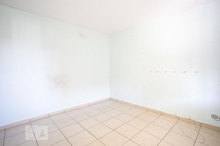 Quarto de casa para alugar com 1 quarto, 100m² em Conceição, Osasco