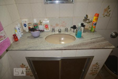 Apartamento à venda com 70m², 2 quartos e sem vagaBanheiro