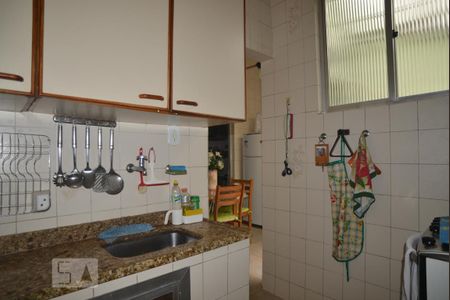 Apartamento à venda com 70m², 2 quartos e sem vagaCozinha