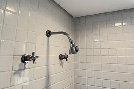 Apartamento para alugar com 151m², 3 quartos e 3 vagas Apartamento para alugar com 151m², 3 quartos e 3 vagasBanheiro da Suíte