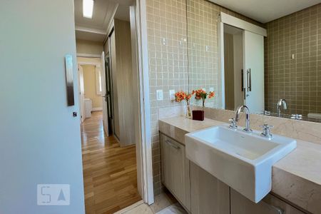 Apartamento para alugar com 151m², 3 quartos e 3 vagas Apartamento para alugar com 151m², 3 quartos e 3 vagasBanheiro da Suíte 3
