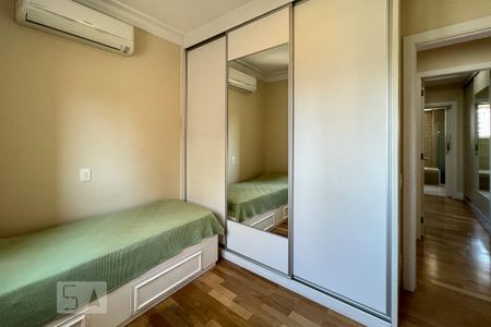 Apartamento para alugar com 151m², 3 quartos e 3 vagas Apartamento para alugar com 151m², 3 quartos e 3 vagasSuíte