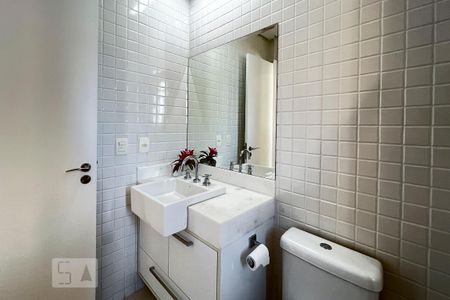 Apartamento para alugar com 151m², 3 quartos e 3 vagas Apartamento para alugar com 151m², 3 quartos e 3 vagasBanheiro da Suíte