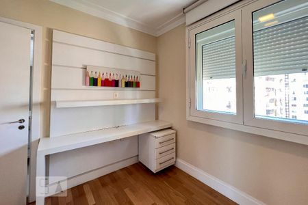 Apartamento para alugar com 151m², 3 quartos e 3 vagas Apartamento para alugar com 151m², 3 quartos e 3 vagasSuíte