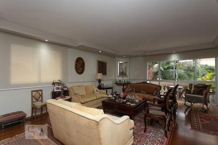 Sala de apartamento à venda com 4 quartos, 200m² em Cerqueira César, São Paulo