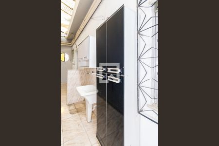 Apartamento à venda com 150m², 2 quartos e sem vagaÁrea de Serviço - Armário