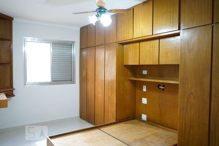 Quarto 1 de apartamento para alugar com 2 quartos, 75m² em Parque Residencial da Lapa, São Paulo