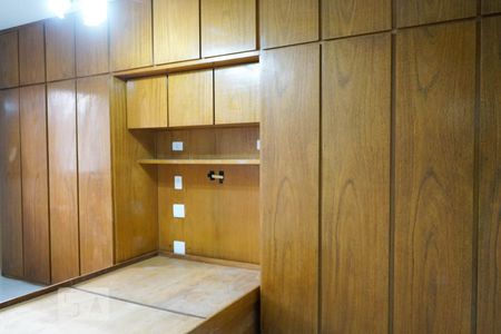 Quarto 1 de apartamento para alugar com 2 quartos, 75m² em Parque Residencial da Lapa, São Paulo