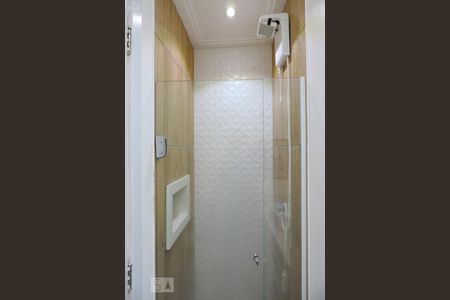 Banheiro - Box de apartamento para alugar com 1 quarto, 49m² em Coqueiros, Florianópolis